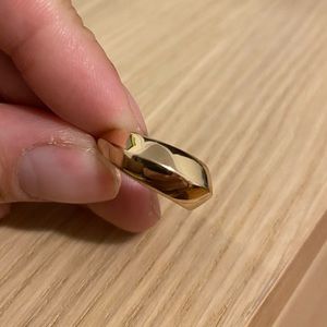 NWT Banana Republic Minimalist Gold Dome Ring - Size 6